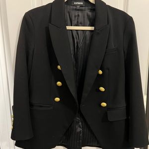 Black gold button blazer. Size 6. Great condition. Trendy.
